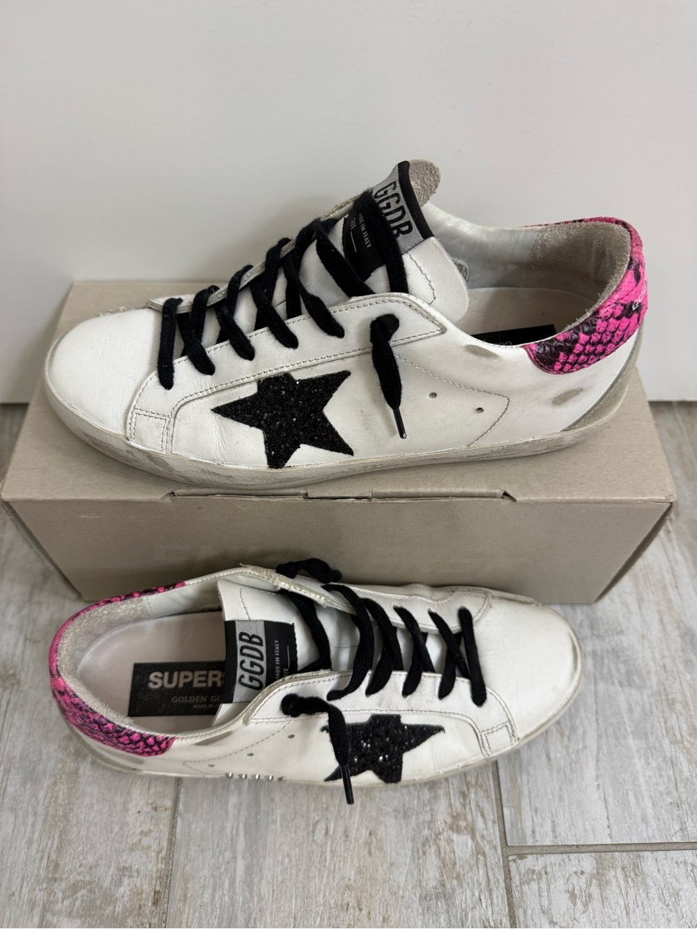 Golden Goose White Sneakers with Black Star & Pink Snakeskin Heel Tab size 38